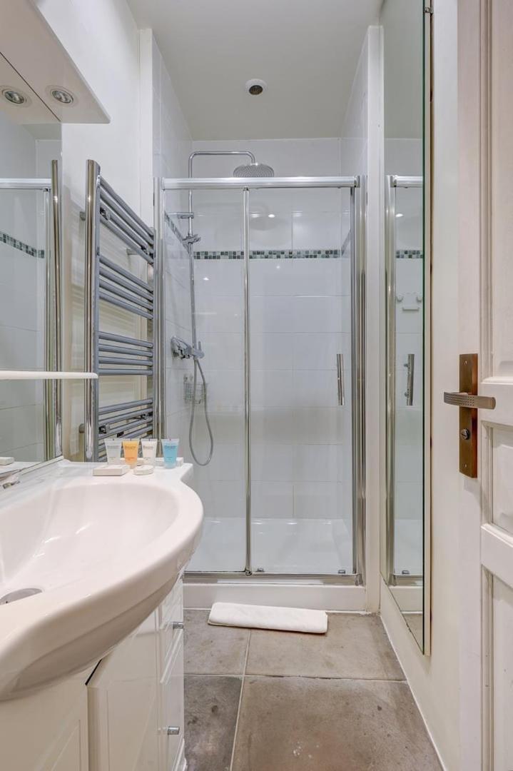 372 Suite Saulnier 2 - Superbe Appartement A Paris Exterior photo